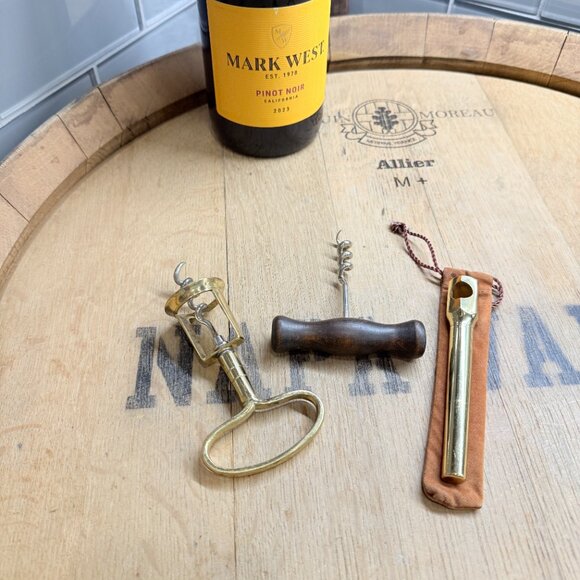 Vintage wine bottle openers - Picture 1 of 5